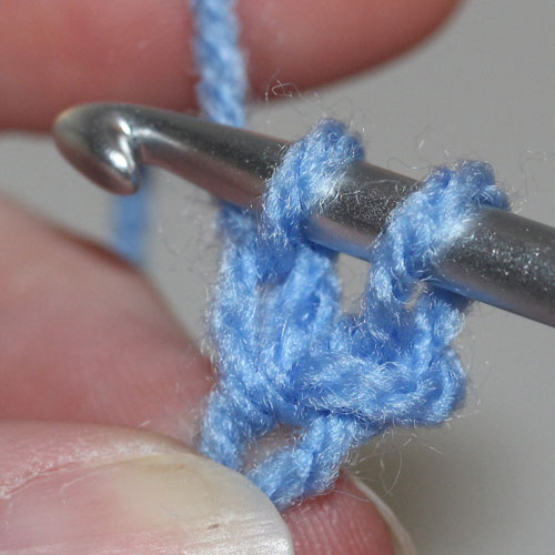 Foundation Double Crochet step 4